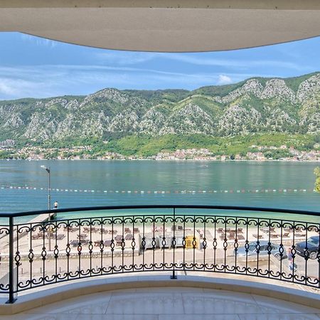 The Golden Luxury Apartments Cattaro Esterno foto