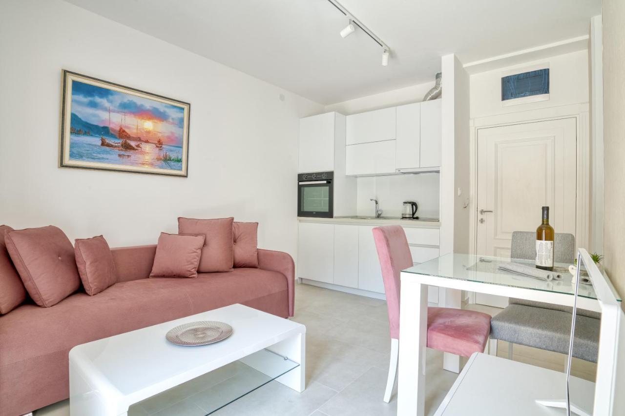 The Golden Luxury Apartments Cattaro Esterno foto