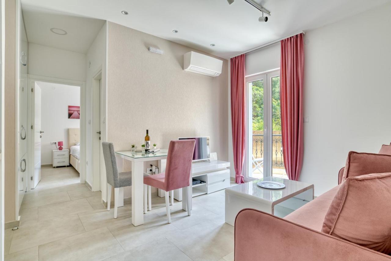 The Golden Luxury Apartments Cattaro Esterno foto