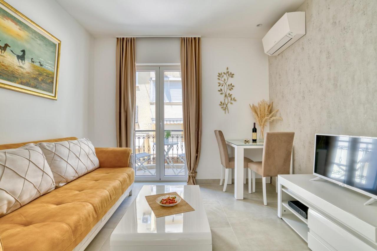The Golden Luxury Apartments Cattaro Esterno foto