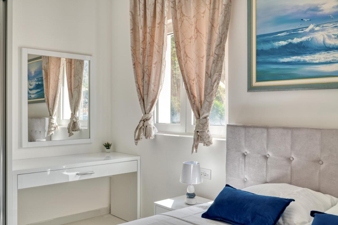 The Golden Luxury Apartments Cattaro Esterno foto