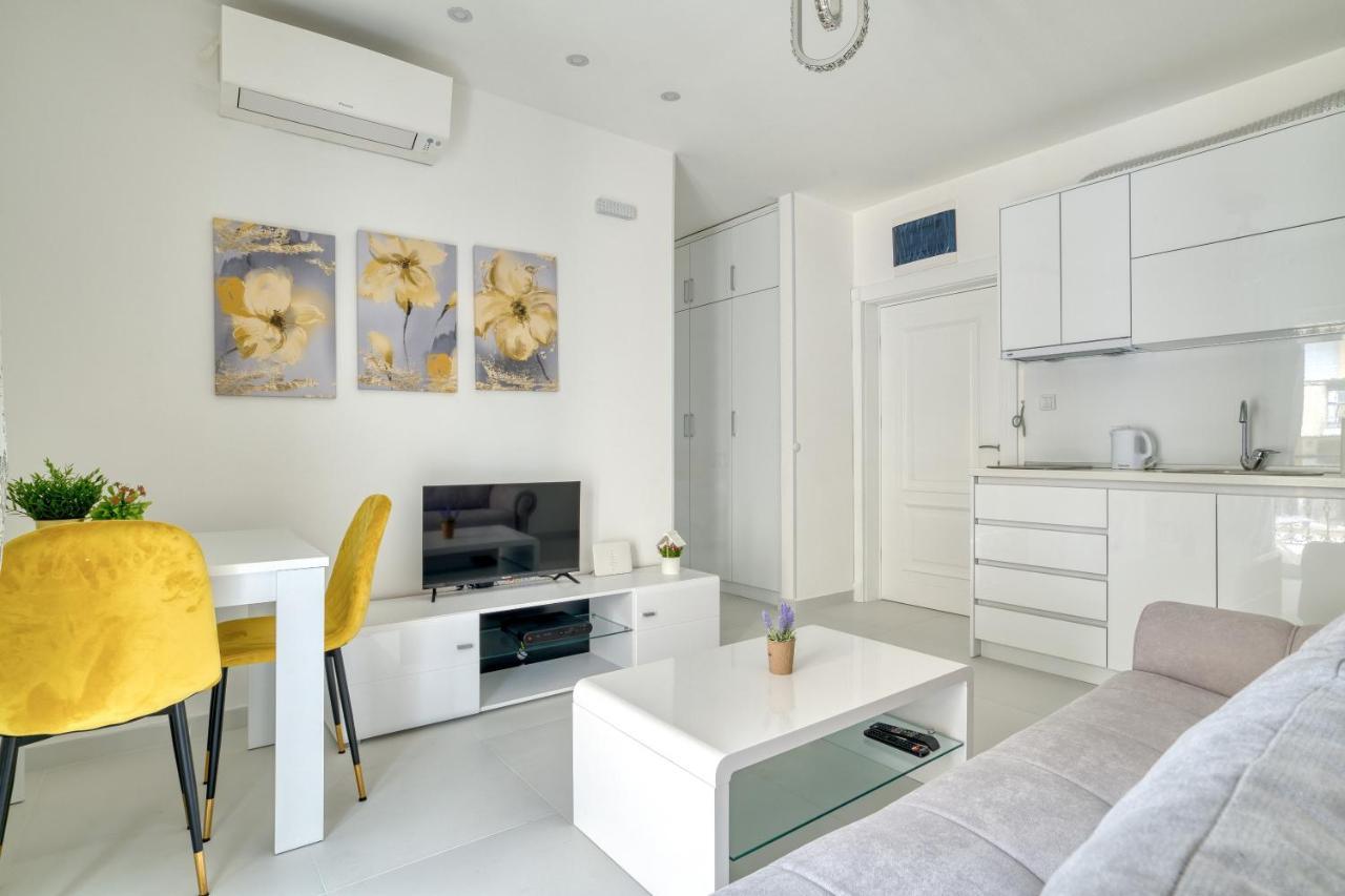 The Golden Luxury Apartments Cattaro Esterno foto