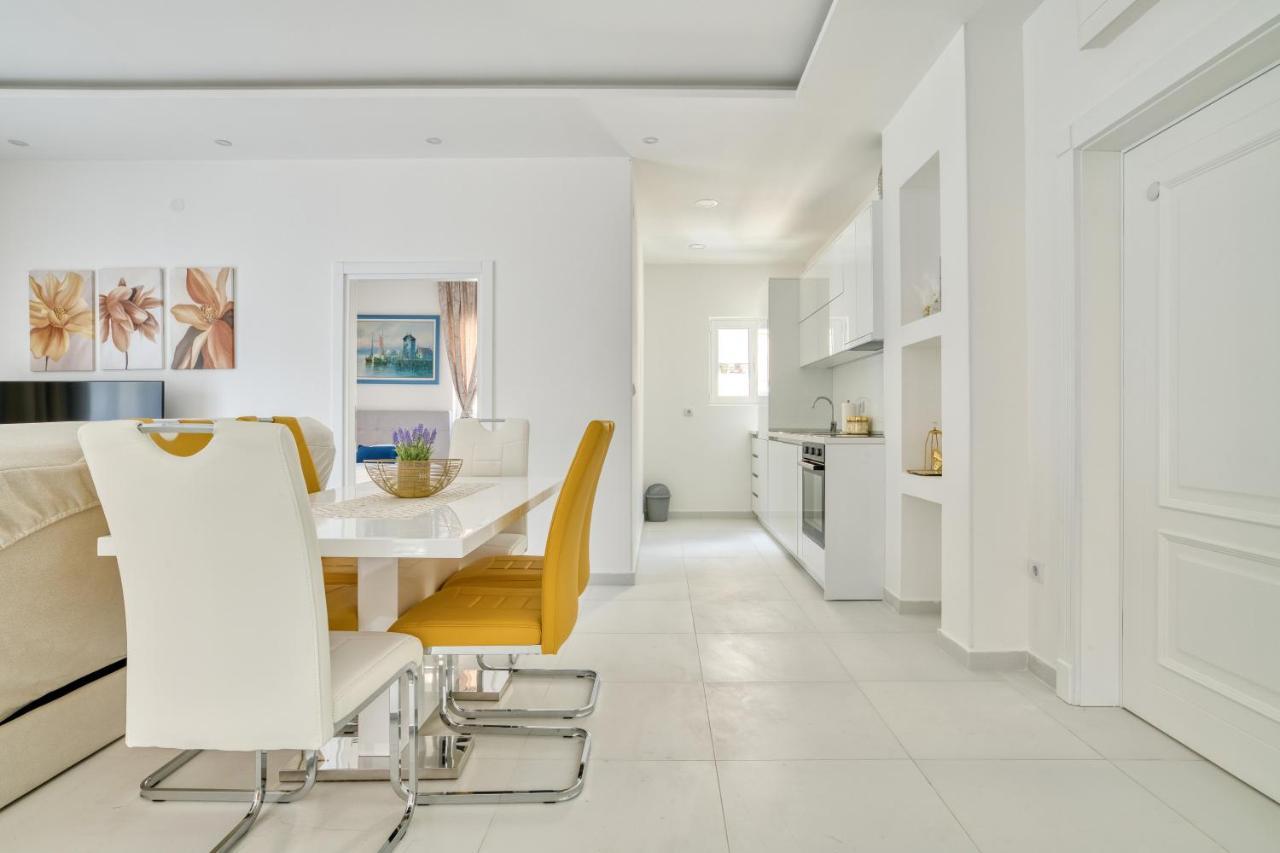 The Golden Luxury Apartments Cattaro Esterno foto